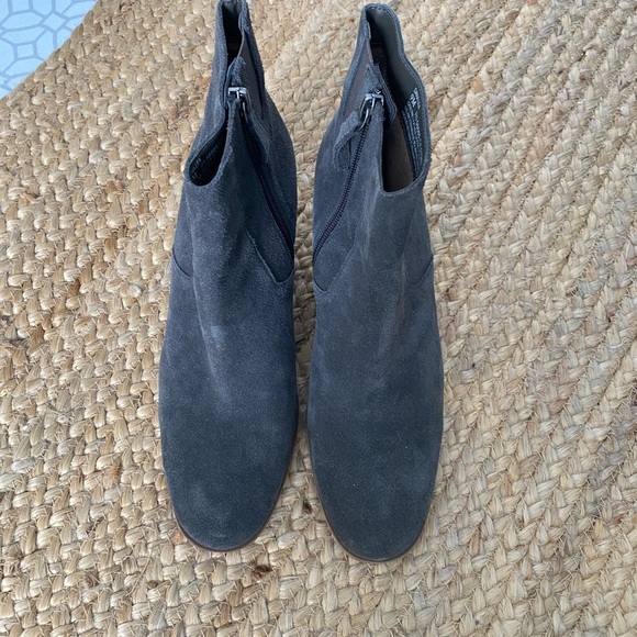 Susina Dana-Lea Grey Suede Boots Size 9 - Picture 2 of 6